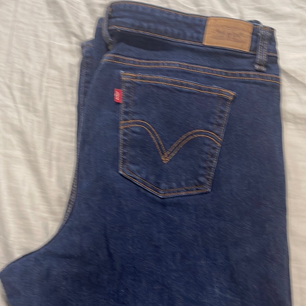 Levi's 590 Short Jeans